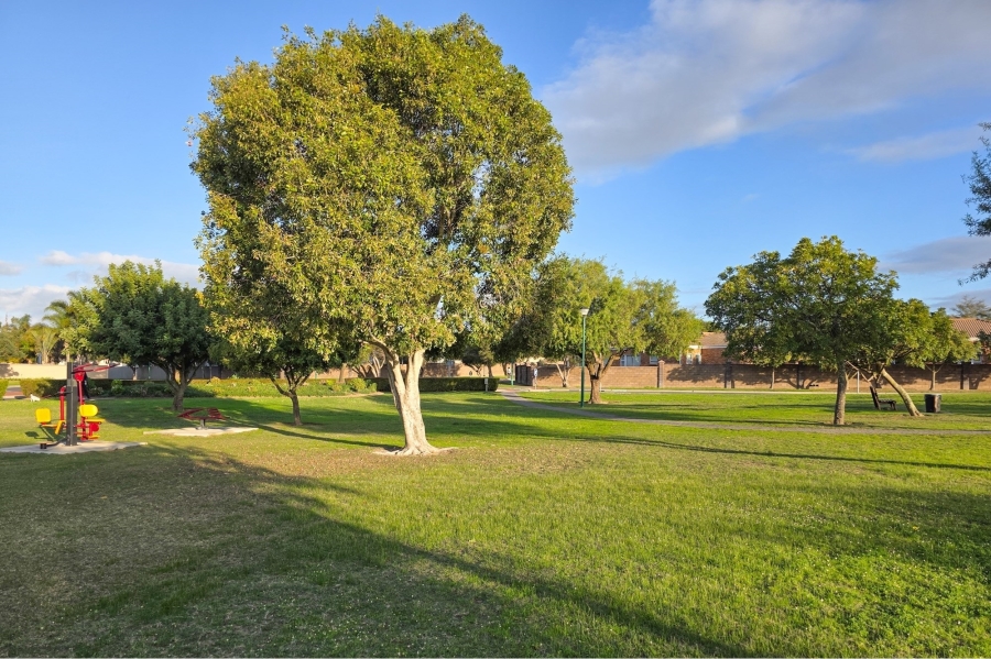 To Let 2 Bedroom Property for Rent in Kleinbron Park Western Cape